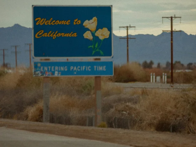 Road sign saying welcome to California