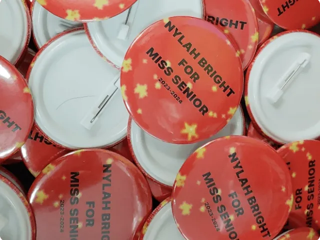 printed designs on buttons