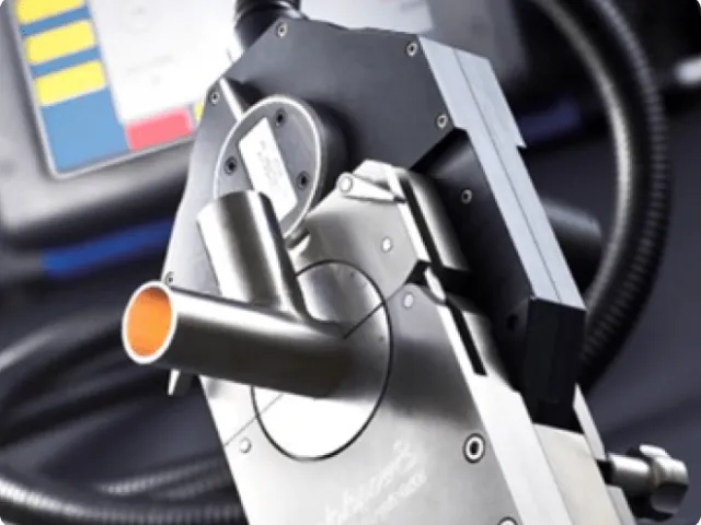 closeup image of machinery