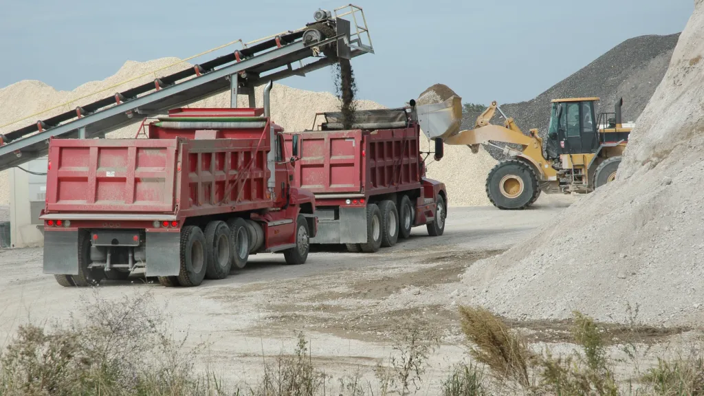 dump truck financing