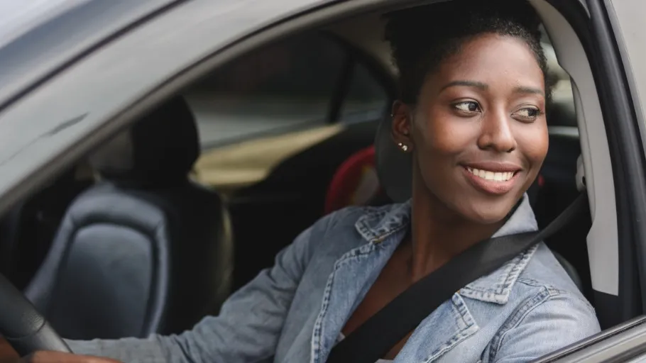 gig worker uses giggle finance