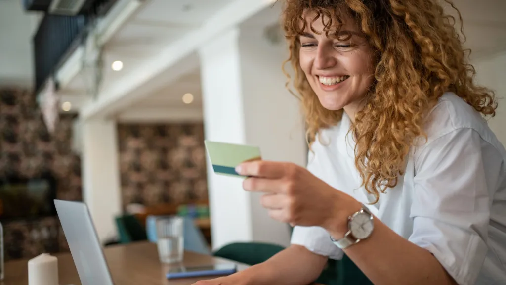 business owner with good business credit card