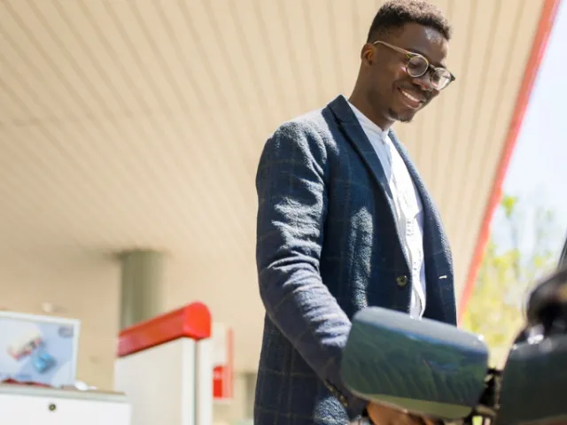 Small business owner uses Shell credit card for gas rewards.