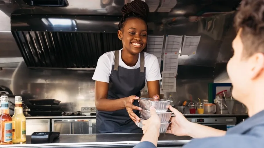 Food truck owner who uses a payroll service