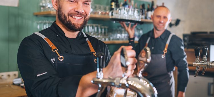 Thinking about Opening a Bar in 2024? Here’s a Complete Guide to Getting Started in the Bar Business